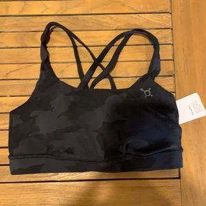 Lululemon camouflage Orangetheory energy bra 6